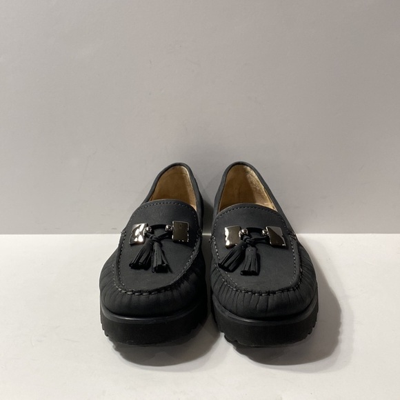 Wirth "NWOB" Women's Gray Suede Tassel Slip On Original Moccasin Loafers Sz 5.5 - Picture 3 of 11